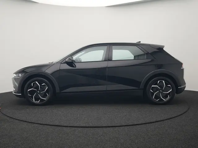 Hyundai IONIQ 5 Connect 58 kWh 170pk Dealer O.H. | Adaptive Cruise | Camera | Stoelen & Stuur Verwar...