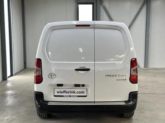Toyota pro-ace