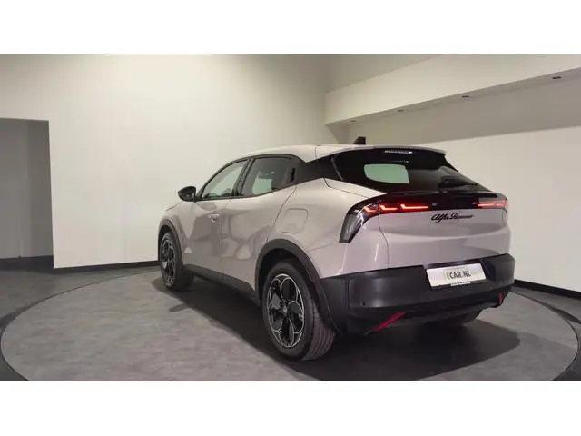 Alfa Romeo Junior