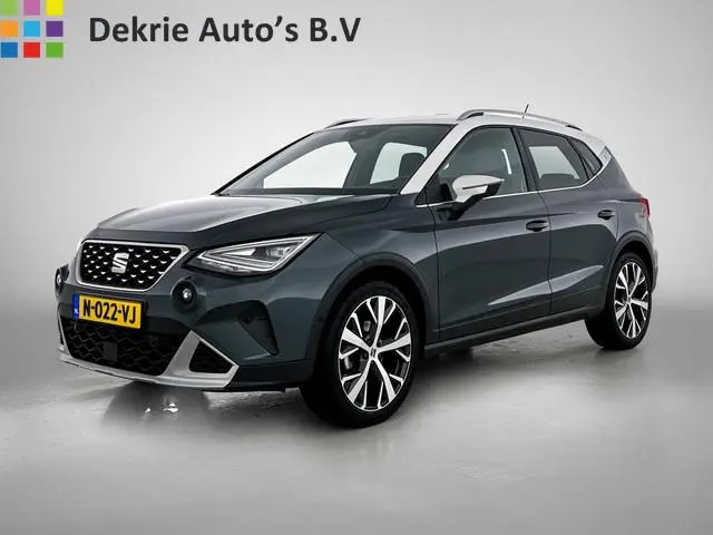 SEAT Arona 1.0 TSI Xperience 111PK Automaat / Stoelverwarming / Airco-ecc. / 1/2 leder / Lmv.18" / N...
