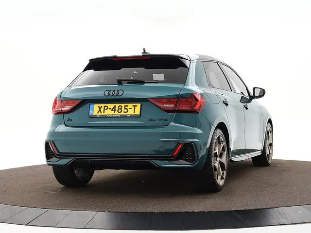 Audi A1 Sportback 30 TFSI 116pk S Line Edition One · Stoelverwarming · LED Koplampen · Sfeerverlicht...