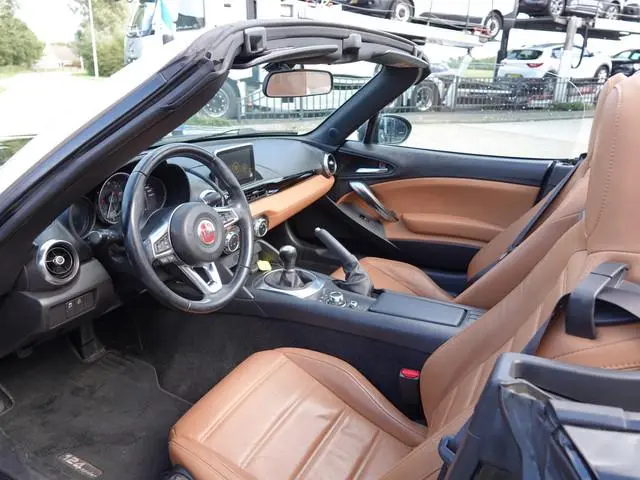 Fiat 124 Spider
