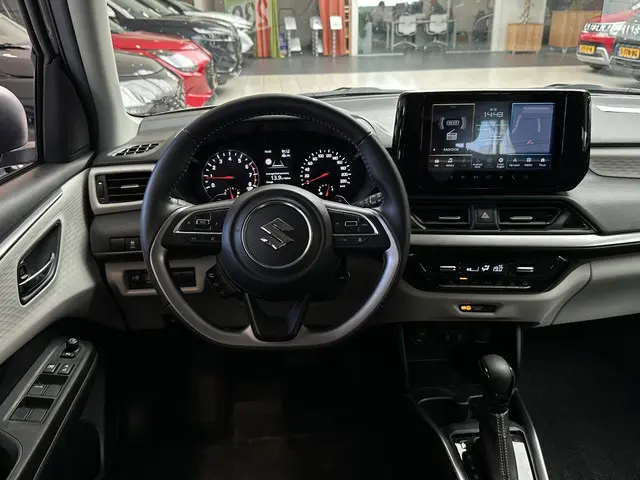 Suzuki Swift 1.2 Style Smart Hybride [ 10JAAR GARANTIE I CARPLAY | ACC