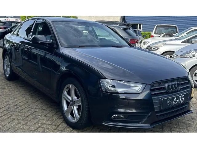 Audi A4 Limousine 1.8 TFSI Business Edition 170PK | AUTOMAAT | NL AUTO | Van de Audi Dealer | Parkee...