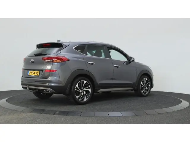 Hyundai Tucson 1.6 T-GDI Premium | Afn. Trekhaak | Stoelverwarming |