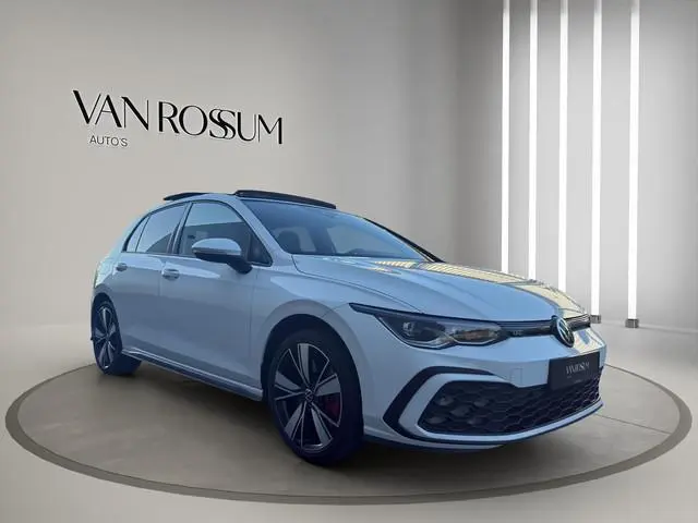 Volkswagen Golf 1.4 eHybrid GTE Pano | Sfeer | Matrix-Led | Camera | Stoelverw | Led mistlampen | Ca...