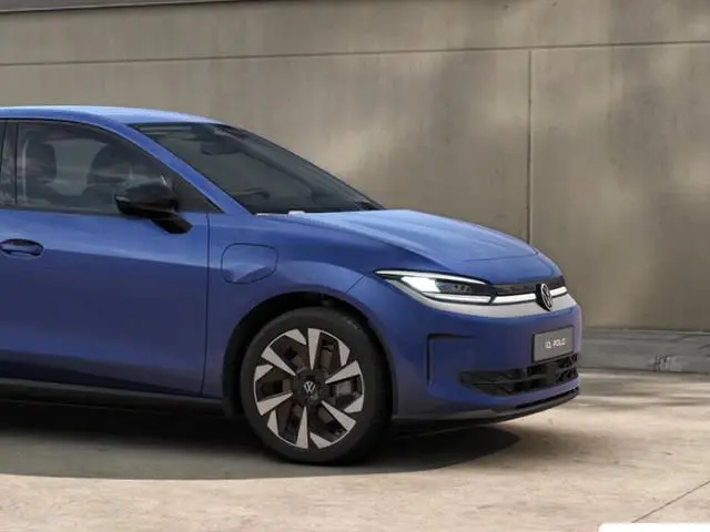 Volkswagen ID. Polo Life First Edition 52 kWh accu, 211 PK · Achteruitrijcamera · Draadloze telefoon...