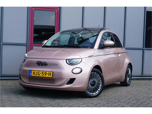 Fiat 500 Icon 42kWh SOH 92% Panorama