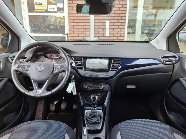 Opel Crossland X
