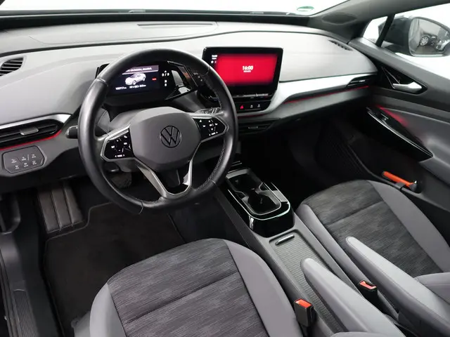 Volkswagen ID.4 Pro 77 kWh Aut- Stuur/Stoelverwarming, Sfeerverlichting, ACC Cruise, Carplay, Androi...