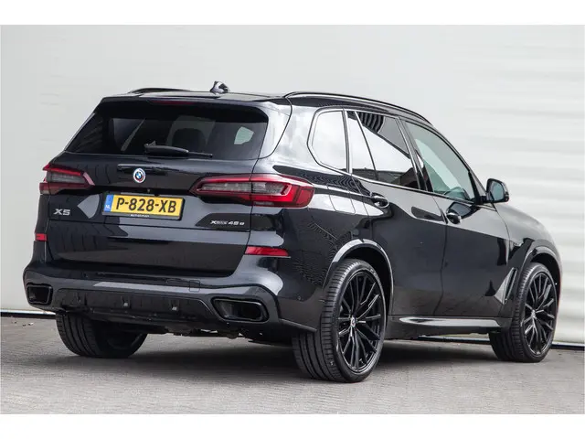 BMW X5 xDrive45e High Executive M-Sport, Massage, Sky-Lounge, Head-up 2022