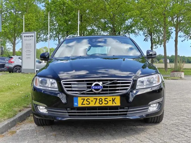 Volvo V70 T4 190PK Automaat Classic Edition | ACC | Elektr. Kofferklep | Stoelverwarming | PDC V+A |...