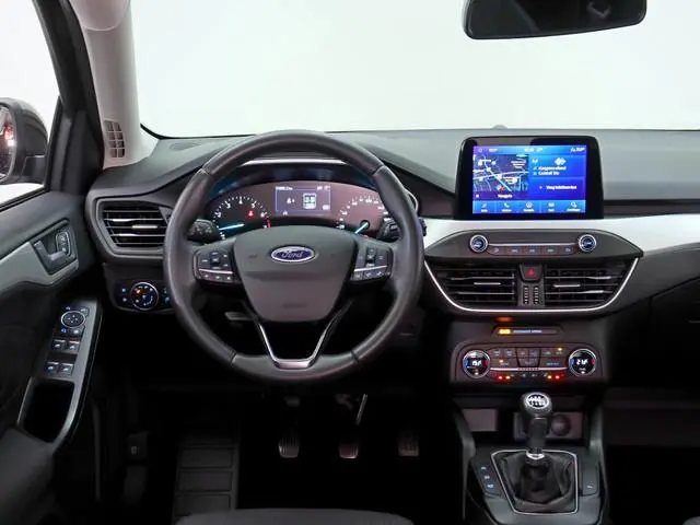 Ford Focus Wagon 1.0 EBH Tr Ed. bns