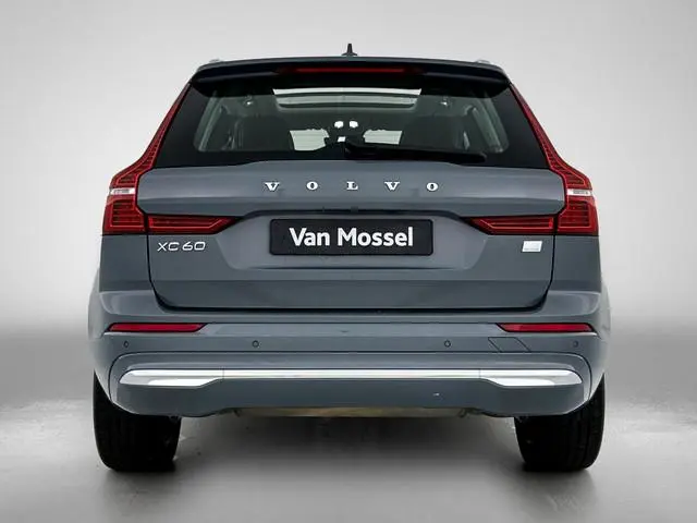 Volvo XC60 2.0 T8 Plug-in hybrid AWD Ultimate Bright | ACHTERUITRIJCAMERA | PANORAMADAK | LEDER INTE...
