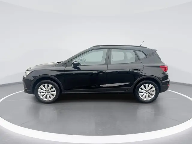 SEAT Arona 1.0 95pk EcoTSI Reference · Apple/Android Car Play · Trekhaak · P-Sensoren · Cruise Contr...