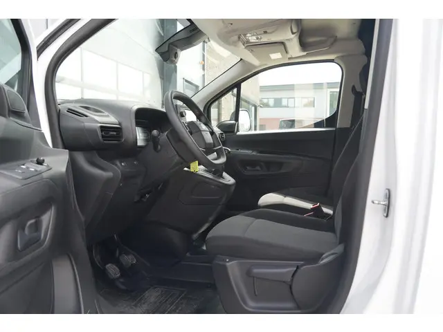 Toyota pro-ace