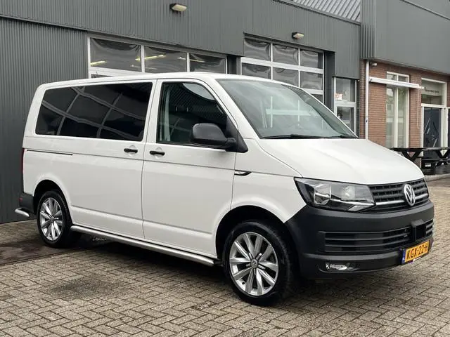 Volkswagen Transporter Kombi 2.0 TDI L1H1 BTW EN BPM VRIJ!! Airco Trekhaak 2500 kg trekgewicht Telef...