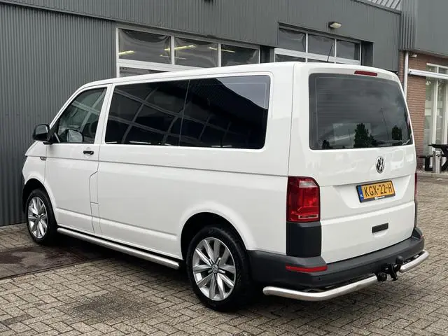 Volkswagen Transporter Kombi 2.0 TDI L1H1 BTW EN BPM VRIJ!! Airco Trekhaak 2500 kg trekgewicht Telef...