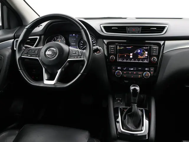 Nissan Qashqai 1.3 DIG-T 160 PK AUT. N-CONNECTA + 360 CAMERA | STOELVERWARMING | APPLE CARPLAY