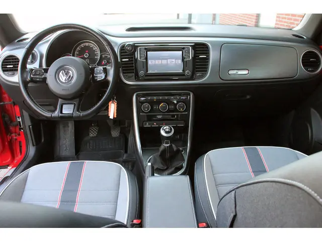Volkswagen Beetle 1.2 TSI Exclusive Series Denim ✅ Panodak ✅ Navigatie ✅ APP connect