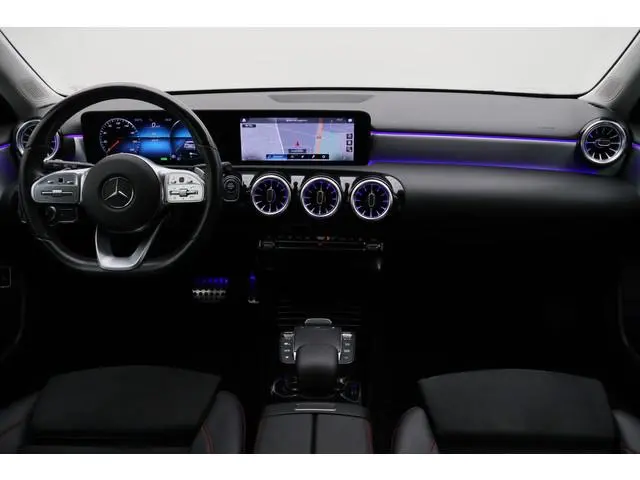 Mercedes-Benz A-klasse 250 e Business Solution AMG Limited