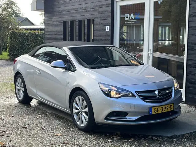 Opel Cascada