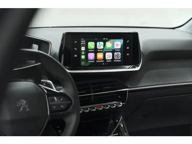 Peugeot 208 PureTech 100 EAT8 Allure Pack | Camera | Apple Carplay | Parkeersensoren