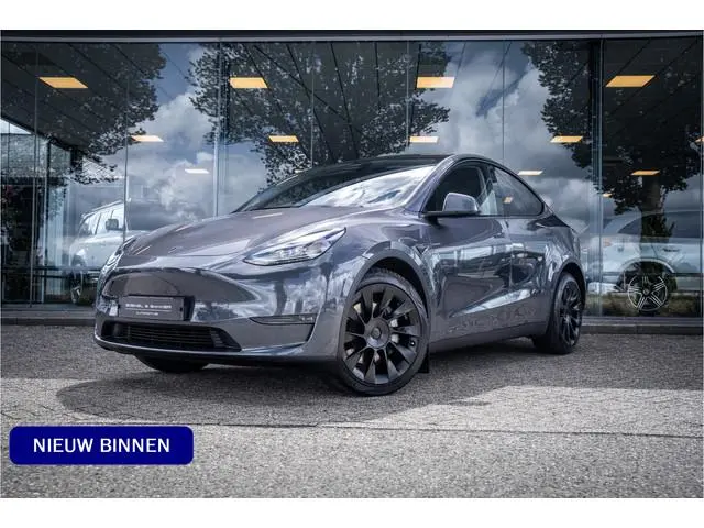 Tesla Model Y Long Range AWD 75 kWh ** 20inch ** Autopilot