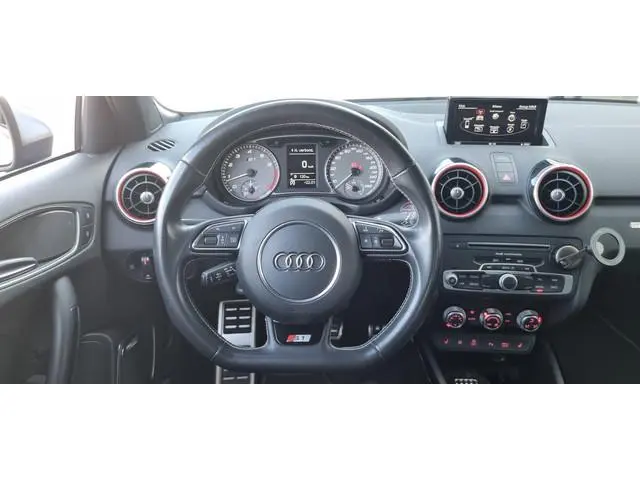 Audi S1
