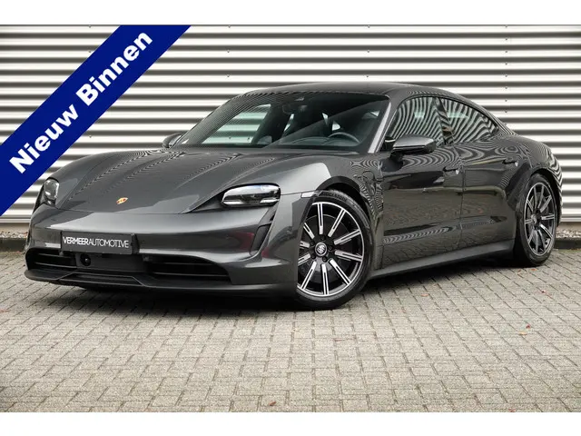 Porsche Taycan 4S Performance 84 kWh Sport Chrono Plus | Pano | Massage | HUD | Memory | Inno Drive...