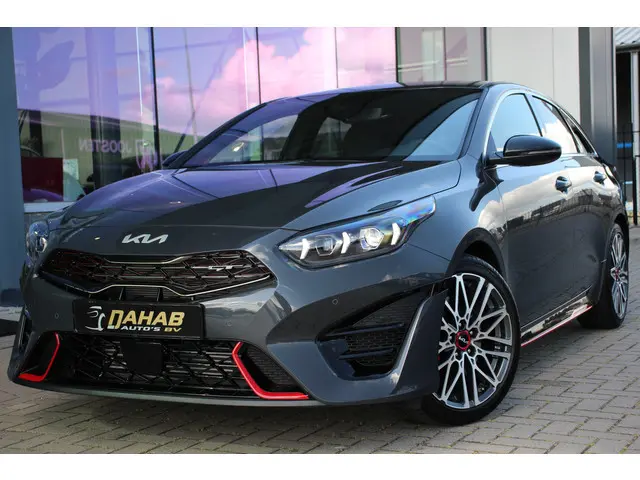 Kia ProCeed 1.6 T-GDi GT | DIRECT LEVERBAAR | 204PK | Panoramadak | JBL | Memory Seats