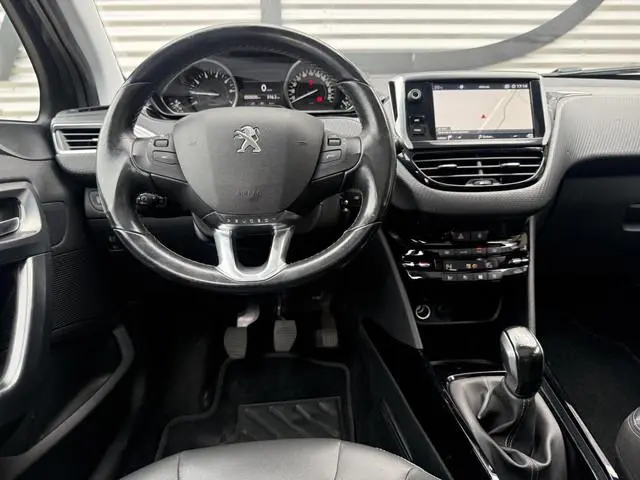 Peugeot 2008 1.2 PureTech Allure 2e Eigenaar|Navi|Pano|Camera|Carplay|Clima|Cruise|N.A.P|Nieuwe APK...