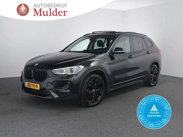 BMW X1 xDrive25e | Pano | SOH 88.3% | LED | Leer | Keyless | HUD |