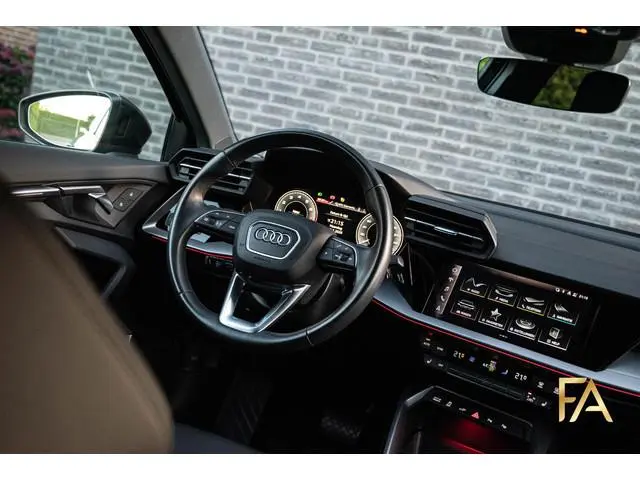 Audi A3 Sportback 40 TFSI e S Line 19Inch|B&O|Sfeer|RSseats|Leder|