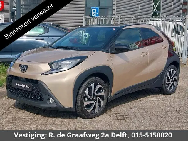 Toyota AYGO X 1.0 VVT-i S-CVT Pulse Automaat | Stoelverwarming | Apple Carplay & AndroidAUTO | Camer...