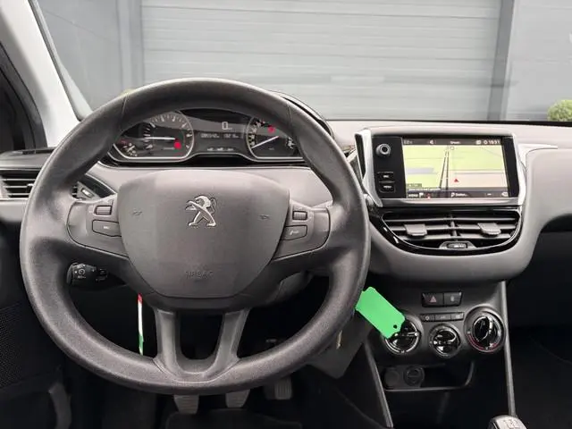 Peugeot 208 1.2 PureTech Blue Lion ✓2e Eigenaar✓Navi✓Carplay✓Airco✓Cruise✓Pdc✓5 Deurs✓N.A.P✓Zeer Zui...