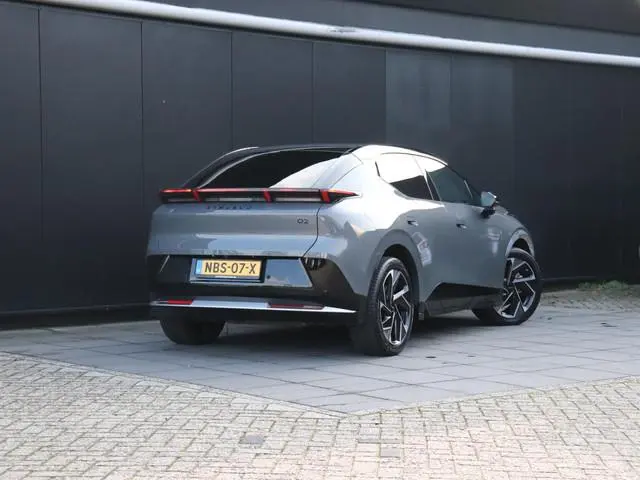 Lynk & Co 02 More 66 kWh | LEDER | PANO | H&K | 360° CAMERA | ADAPT. CRUISE | NAVI | STOEL/STUURVERW...