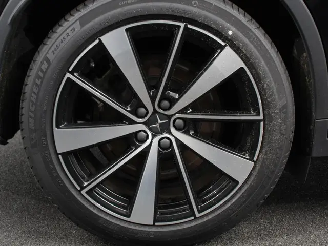 Polestar 2 Long Range Dual Motor 408pk Launch Edition 78kWh | Navigatie | Verwarmde stoelen | Led |...