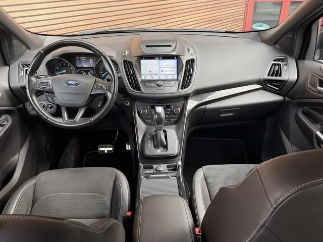 Ford Kuga 1.5 EcoBoost ST Line