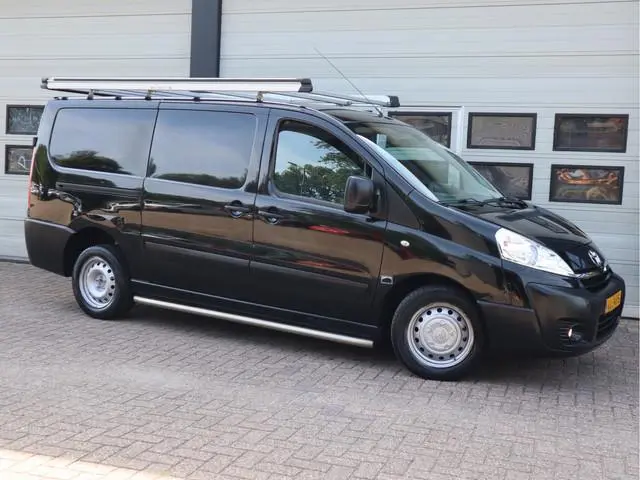 Toyota pro-ace