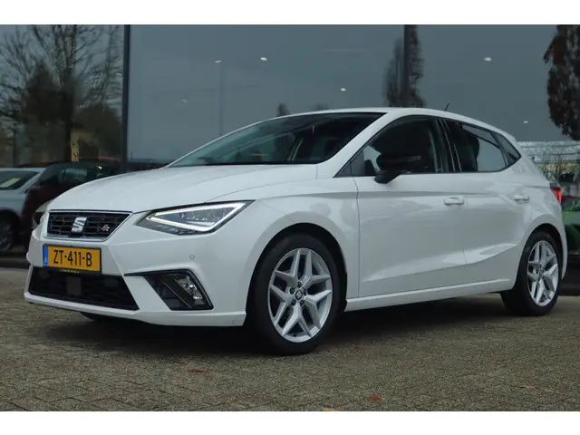 SEAT IBIZA 1.0 TSI FR BUSINESS INTENSE | LED | CARPLAY | CAMERA | NAVI | CRUISE