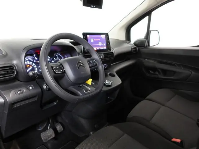 Citroen Berlingo 130PK Automaat L2 Navigatie Apple carplay/ Android Auto Cruise control Trekhaak par...