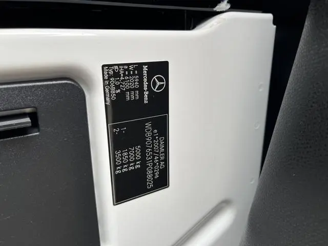 Mercedes-Benz Sprinter