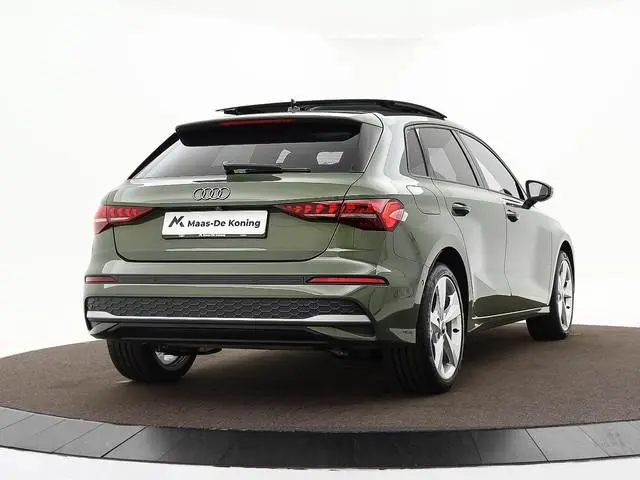 Audi A3 Sportback 40 TFSIe 204pk S-tronic Advanced edition · Panoramadak · Camera · SONOS Sound · He...