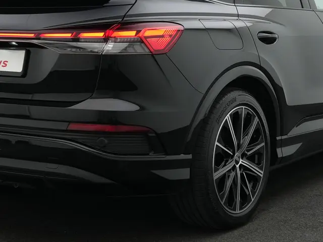 Audi Q4 Sportback e-tron