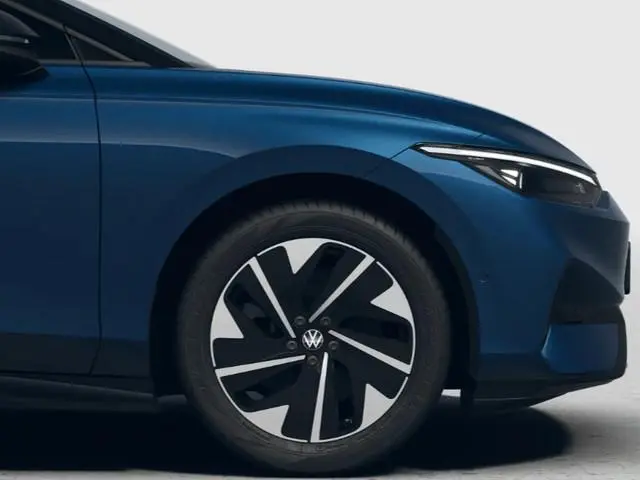 Volkswagen ID.7 Limited Edition Plus 77 kWh accu 286 PK · Trekhaak inklapbaar, met elektrische ontgr...