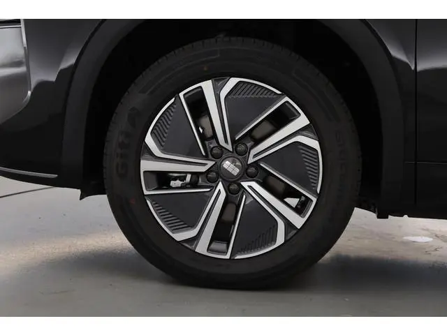 Geely Starray EM-i