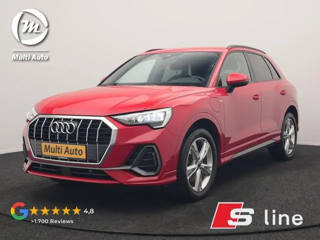 Audi Q3 45 TFSI e S Line PHEV 245pk Dealer O.H. | Trekhaak Af Fabriek | Camera | Blis | Stoelverwarm...