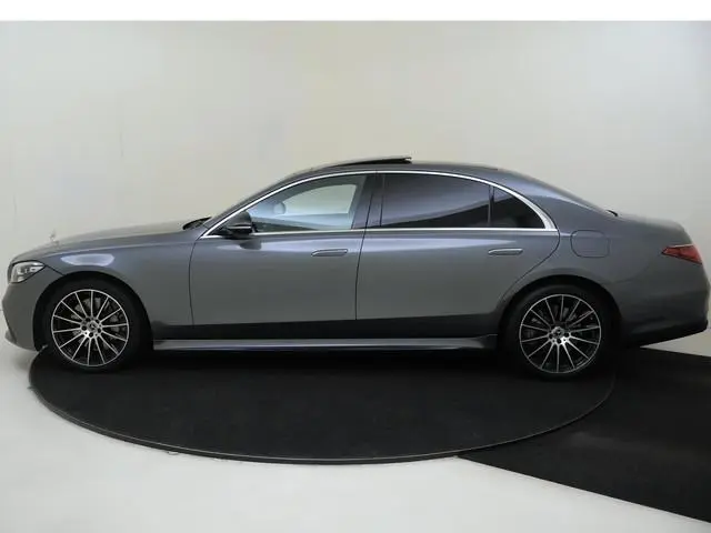 Mercedes-Benz S-klasse 580 e Lang / AMG/ 20 inch/ Night/ Aug. Reality Head Up/ Rear Plus Pack/ Burme...