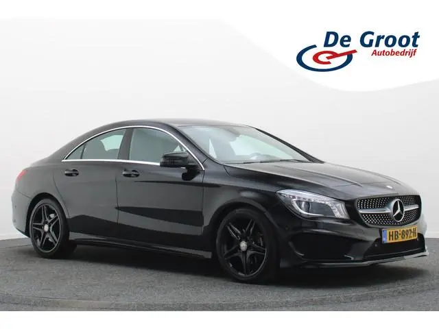 Mercedes-Benz CLA-klasse 180 Ambition AMG-Line Automaat Xenon, Navigatie, Cruise, PDC, 18"
